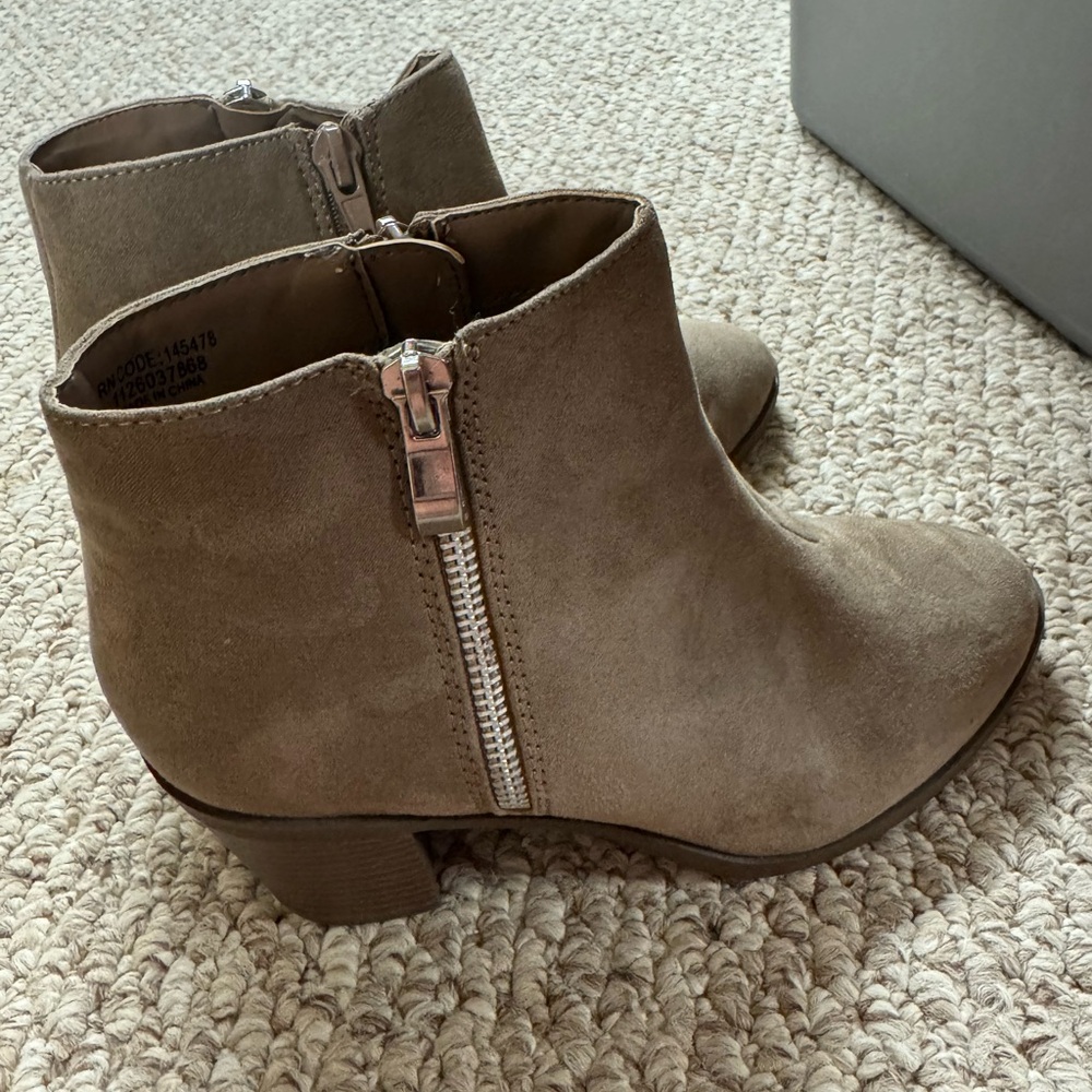 Women's Tan Ankle Booties